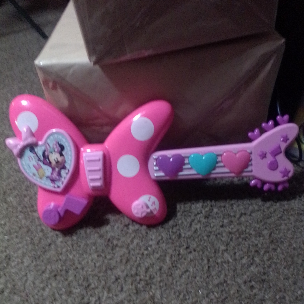Minnie Mouse Musical Guitar with Music and Lights
